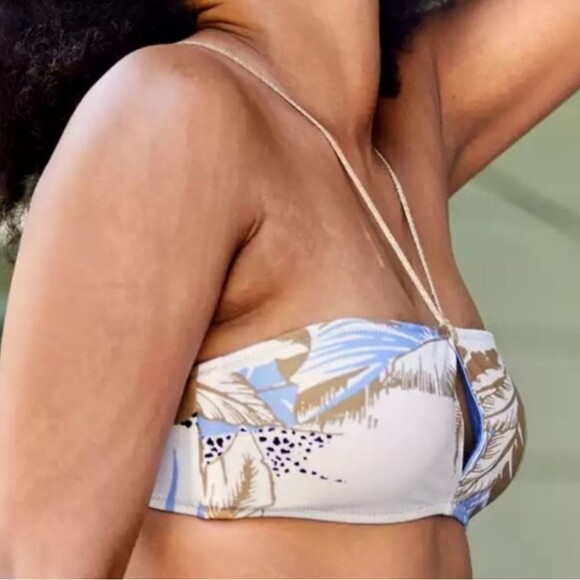Aerie Keyhole Bikini Top Halter Bandeau Tropical Sz Medium NWT - Picture 3 of 10
